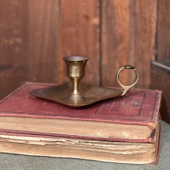 Vintage Brass Finger Loop Chamberstick - Picture 2 of 14